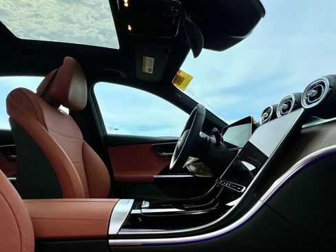 Certified 2026 Mercedes-Benz C 300 4MATIC Sedan image 10