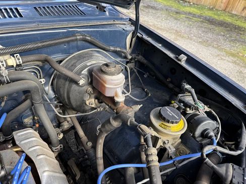 Used 1989 Toyota Pickup Deluxe image 53