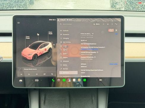 Used 2023 Tesla Model Y Long Range AWD/4WD image 21