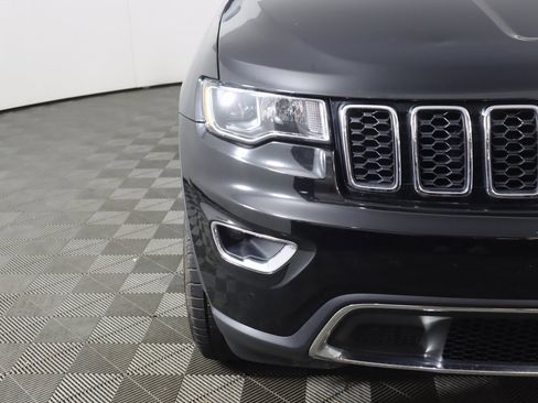 Used 2022 Jeep Grand Cherokee Limited image 12