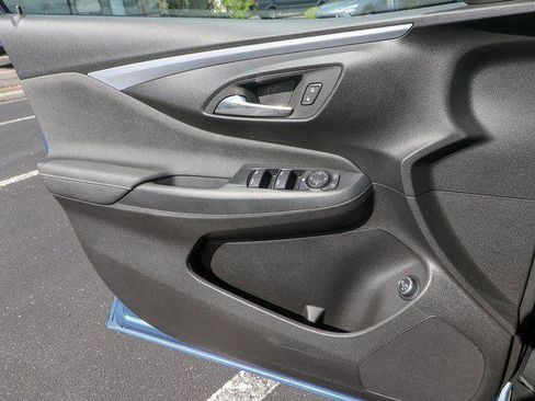 New 2025 Buick Envista Preferred w/ Convenience II Package image 12