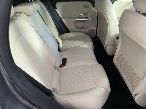 Certified 2025 Mercedes-Benz GLA 250 image 26