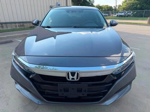 Used 2018 Honda Accord EX image 3