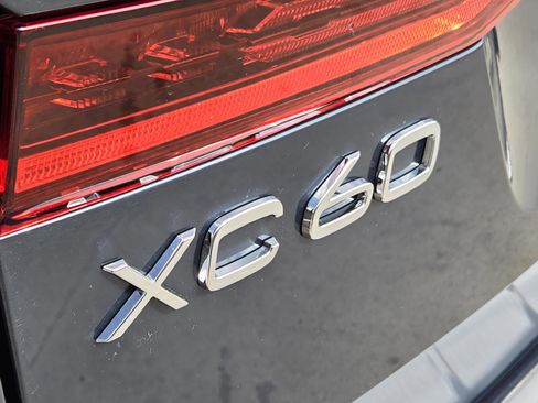 New 2026 Volvo XC60 T8 Ultra w/ Protection Package Premier AWD/4WD image 33