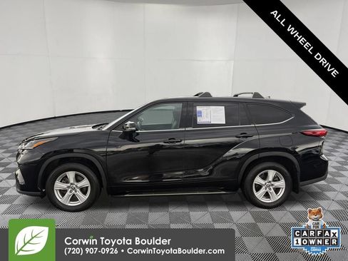 Used 2022 Toyota Highlander LE AWD/4WD image 5
