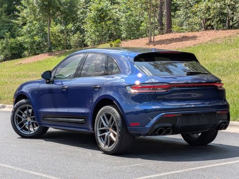 Certified 2024 Porsche Macan S AWD/4WD image 3