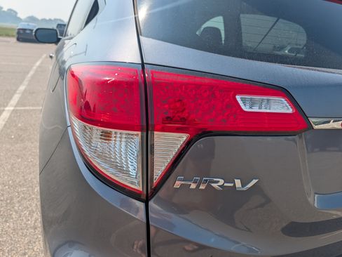 Used 2022 Honda HR-V EX image 5