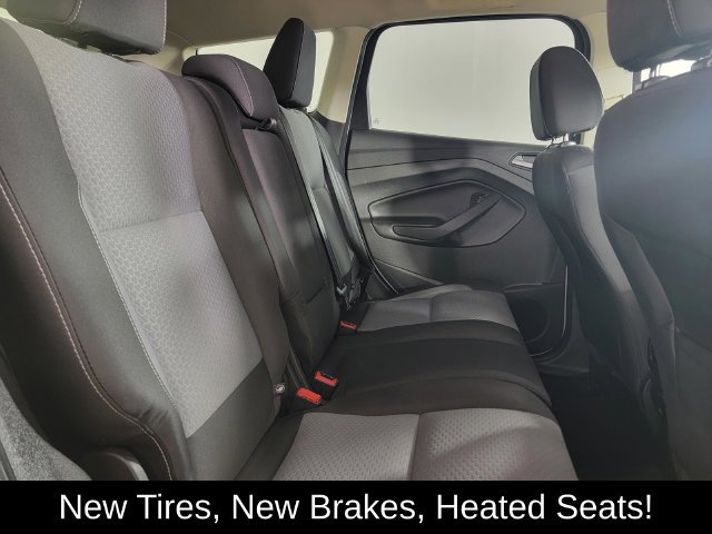 Used 2017 Ford Escape SE w/ SE Cold Weather Package FWD image 16