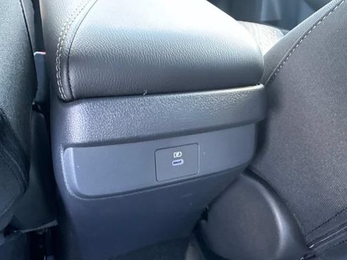 New 2027 Nissan Sentra SV w/ SV Convenience Package FWD image 15