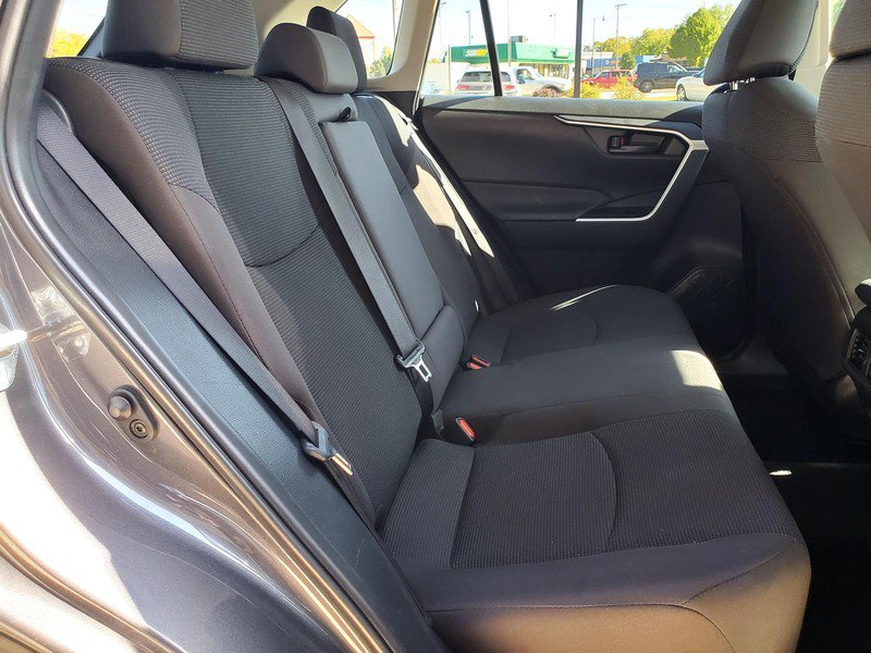 Used 2025 Toyota RAV4 LE FWD image 14