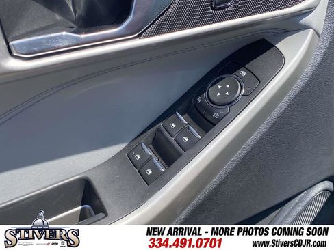 Used 2021 Ford Explorer XLT w/ Equipment Group 202A RWD image 20