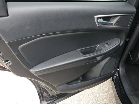 Used 2023 Ford Edge SEL image 14