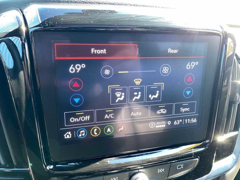 Used 2023 Chevrolet Traverse Premier w/ Redline Edition image 24