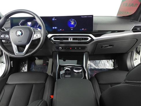 Used 2024 BMW 330i Sedan w/ Convenience Package RWD image 25