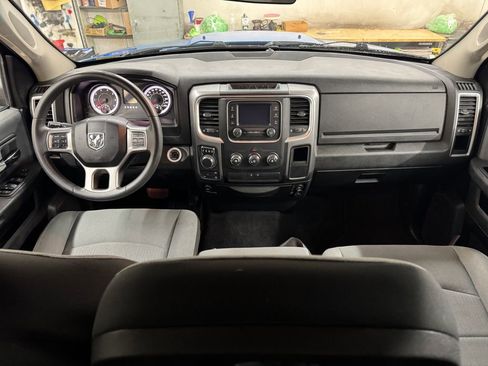 Used 2022 RAM 1500 Classic SLT AWD/4WD image 17