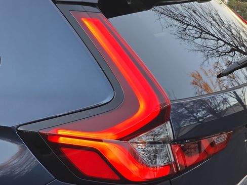 Certified 2025 Honda CR-V LX image 33