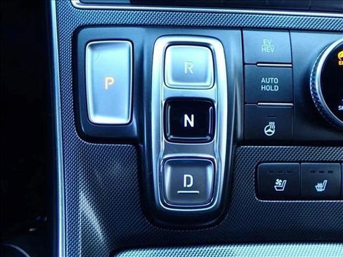 Used 2022 Hyundai Santa Fe Limited image 24