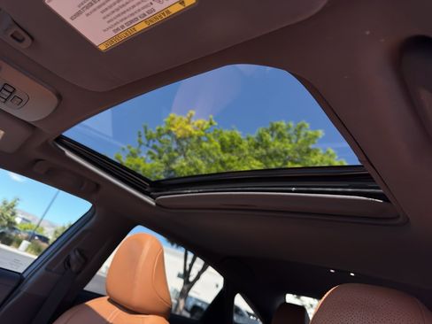 Used 2019 Toyota Avalon Limited w/ Advanced Safety Package FWD image 13