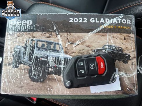 Used 2022 Jeep Gladiator Mojave w/ LED Lighting Group AWD/4WD image 31