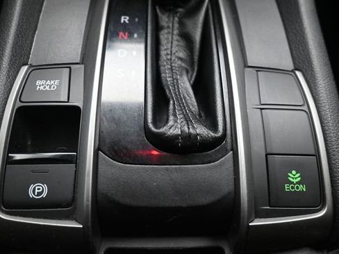 Used 2019 Honda Civic Sport image 28
