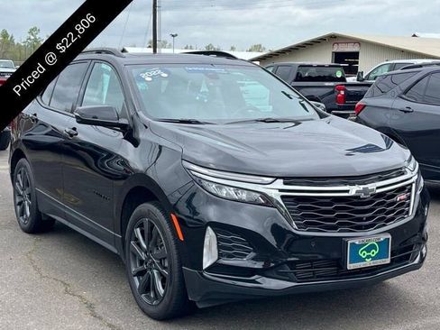 Used 2022 Chevrolet Equinox RS w/ RS Leather Package AWD/4WD image 3
