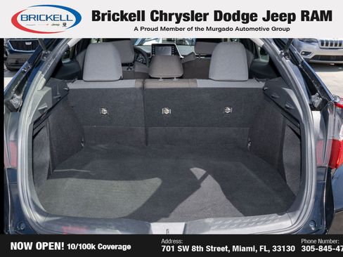 Used 2020 Toyota C-HR LE image 9