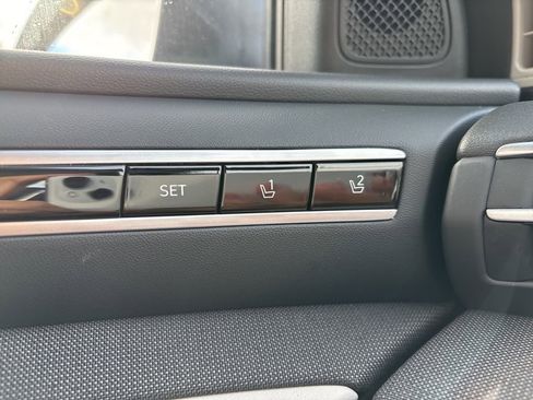 New 2024 Hyundai Tucson Limited image 17