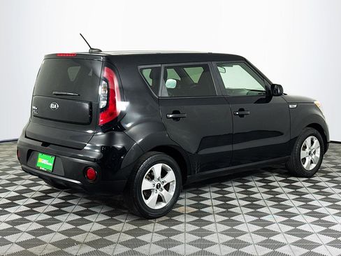Used 2018 Kia Soul FWD image 10