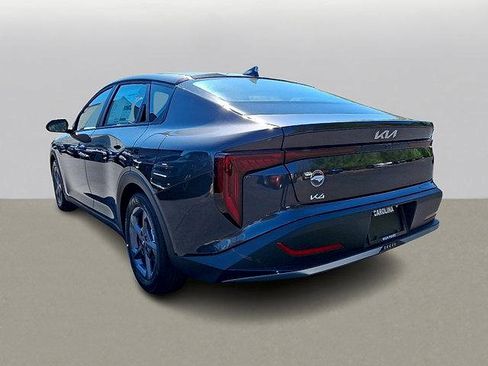 New 2025 Kia K4 LXS image 3