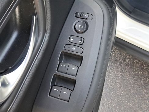 Certified 2023 Honda HR-V LX image 21