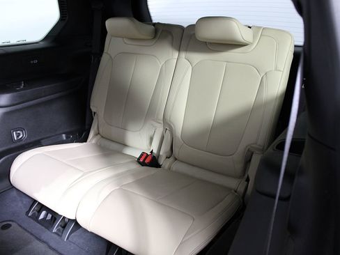 Used 2023 Jeep Grand Cherokee L Limited w/ Luxury Tech Group II image 36