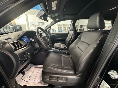 Used 2023 Honda Passport EX-L image 9