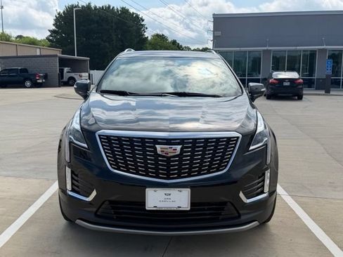 Used 2025 Cadillac XT5 Premium Luxury AWD/4WD image 3
