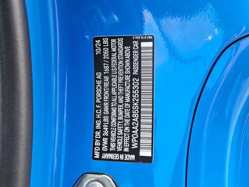 Used 2025 Porsche 718 Cayman image 26