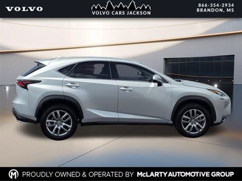 Used 2016 Lexus NX 200t FWD w/ Luxury Package image 3