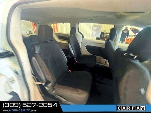 Used 2017 Chrysler Pacifica LX FWD image 8