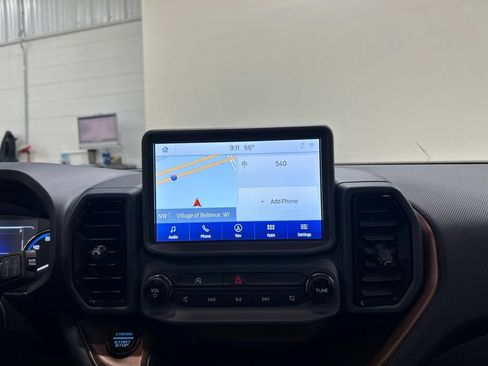 Certified 2024 Ford Bronco Sport Outer Banks w/ Tech Package AWD/4WD image 21