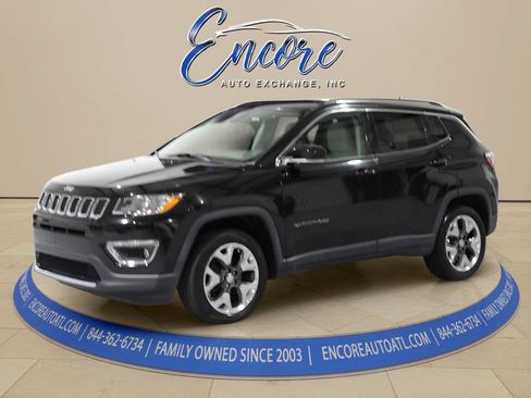 Used 2018 Jeep Compass Limited w/ Navigation Group AWD/4WD image 1