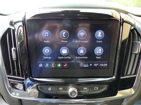 Used 2023 Chevrolet Traverse LT FWD image 30