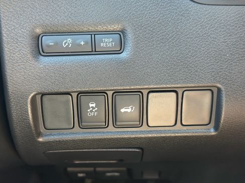 Used 2016 Nissan Murano SL FWD image 32