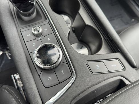 Used 2025 Cadillac XT5 Premium Luxury image 26