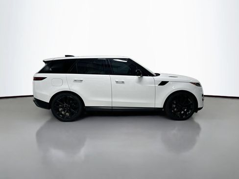Used 2024 Land Rover Range Rover Sport SE AWD/4WD image 8