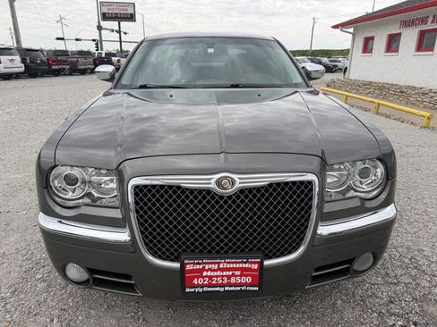 Used 2010 Chrysler 300 C w/ Luxury Group II RWD image 8