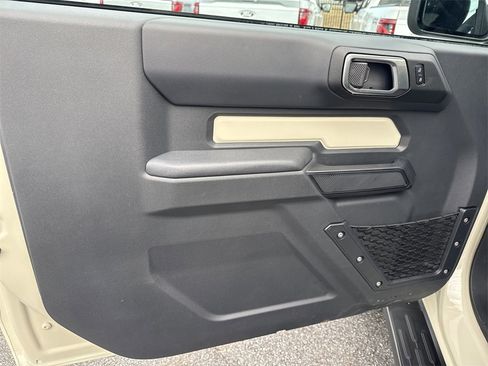 New 2025 Ford Bronco Base w/ Sasquatch Package image 10