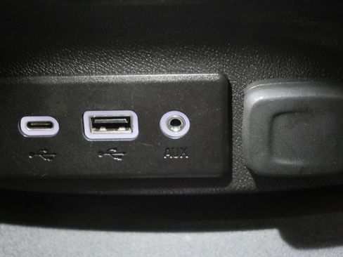 Used 2023 Chevrolet Malibu LT FWD image 21