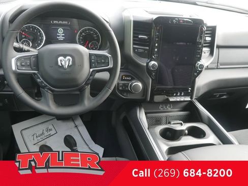 New 2026 RAM 1500 4x4 Crew Cab image 44