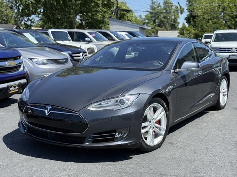 Used 2015 Tesla Model S P85D image 1