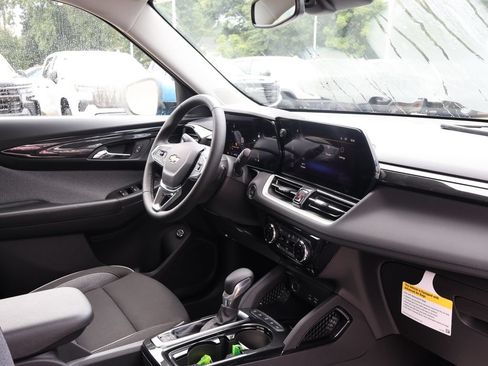 New 2026 Chevrolet TrailBlazer LT w/ Convenience Package AWD/4WD image 34
