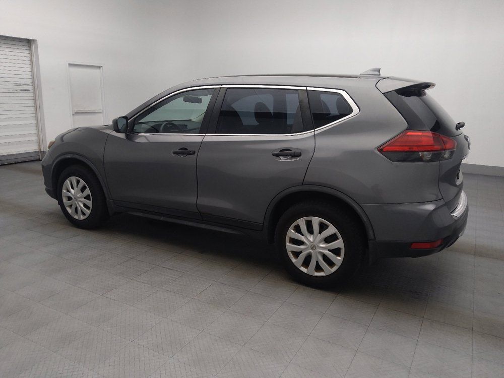 Used 2017 Nissan Rogue S FWD image 3
