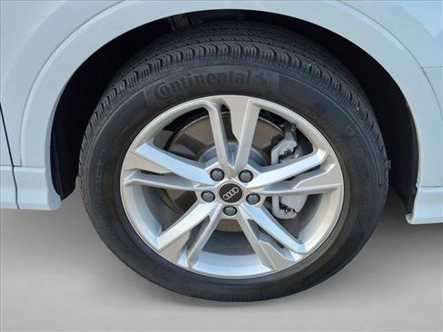 Certified 2024 Audi Q3 2.0T Premium Plus AWD/4WD image 22